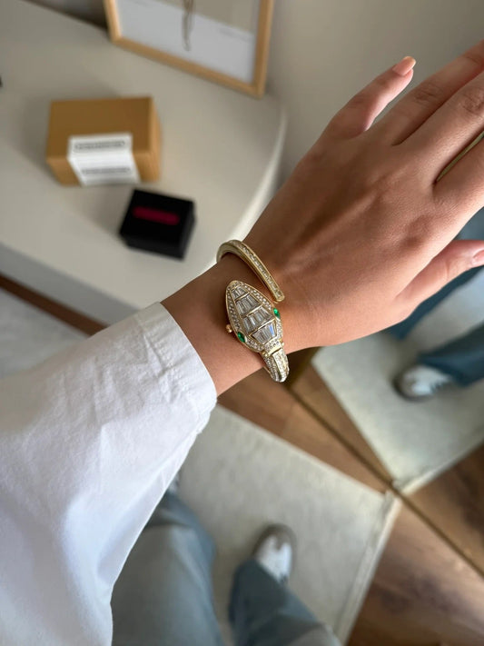 Queen’s Coil Watch Bracelet