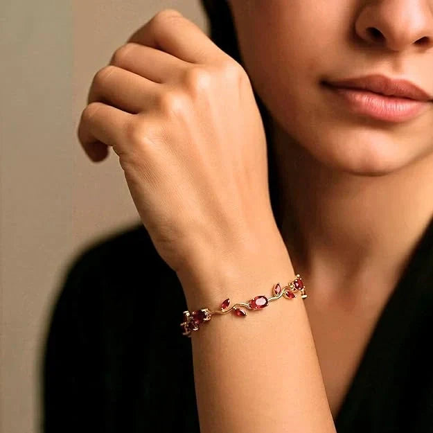 Tulip Ruby-Red Leaf Vine Bracelet – Gold Plated